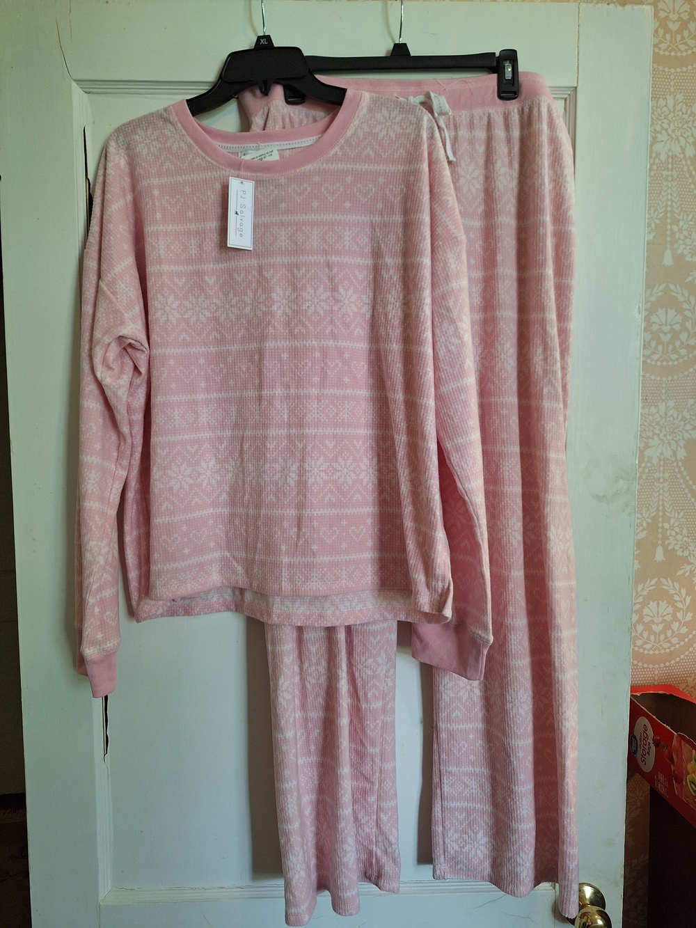 PJ Salvage Womens Hearts Full Of Love Fleece Pajama 2 Piece Set Sz XL Pink Snow